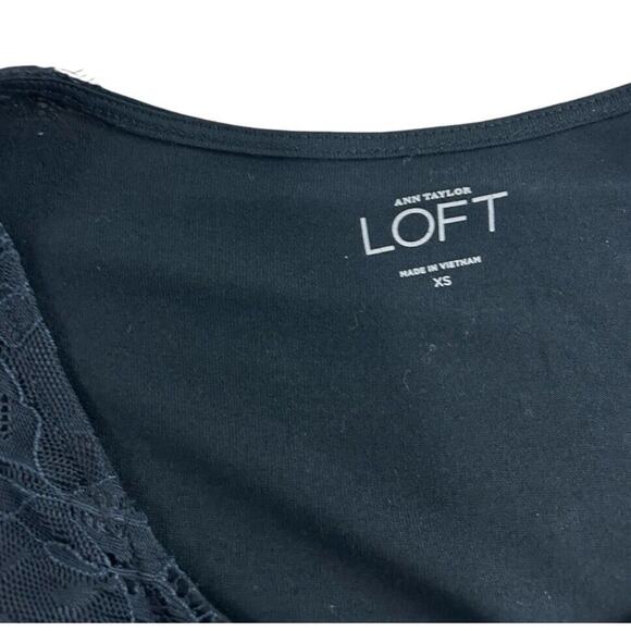 Ann Taylor LOFT Black Blouse Sleeveless Blouse Sz XS Lace Overlay Top - Picture 3 of 7